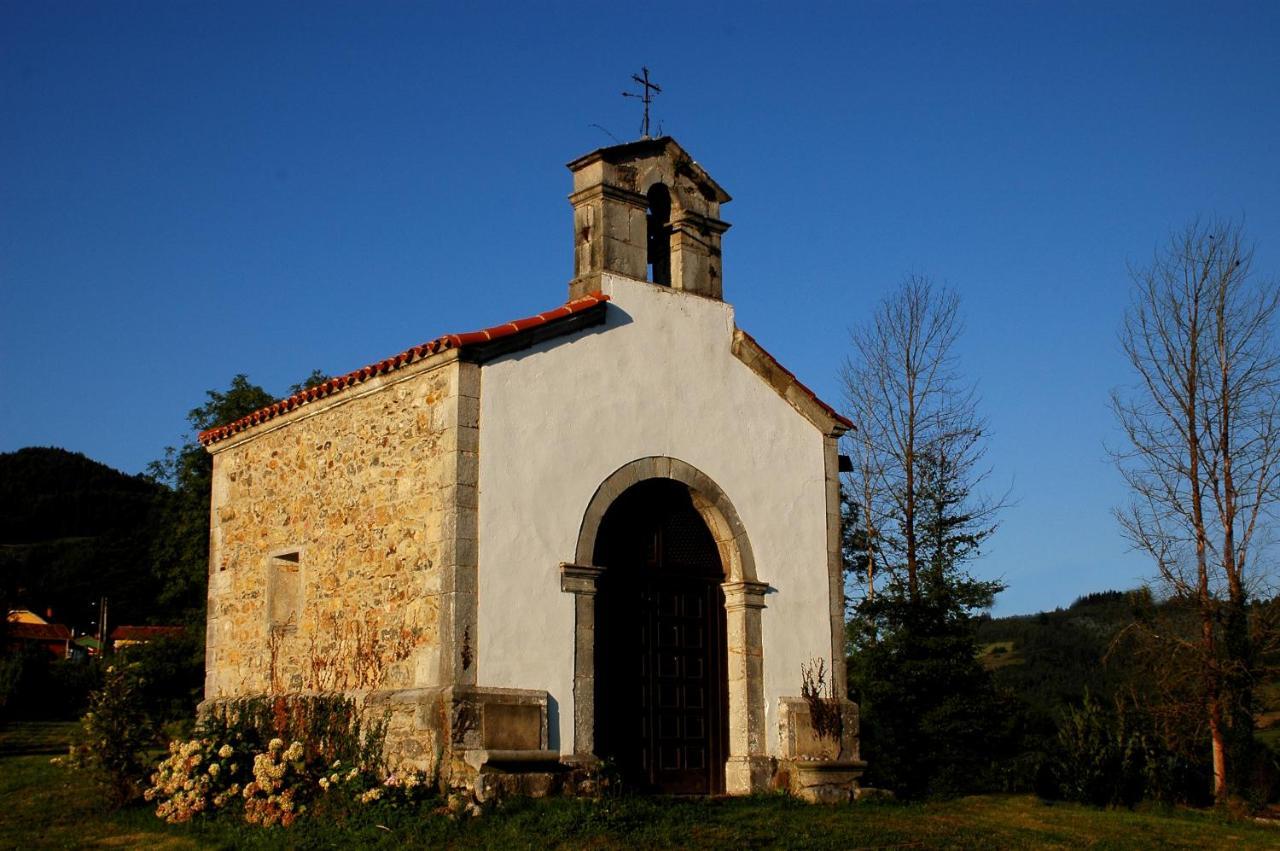 Hotel Casona Cuervo San Tirso de Candamo Екстер'єр фото