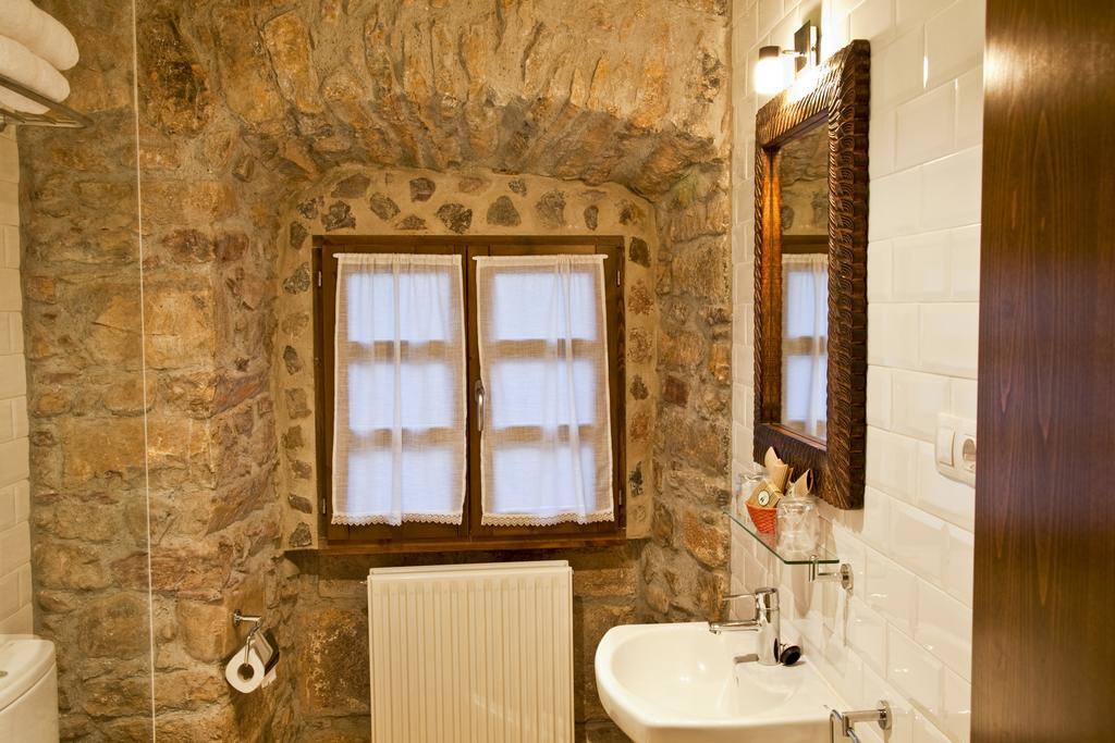 Hotel Casona Cuervo San Tirso de Candamo Екстер'єр фото