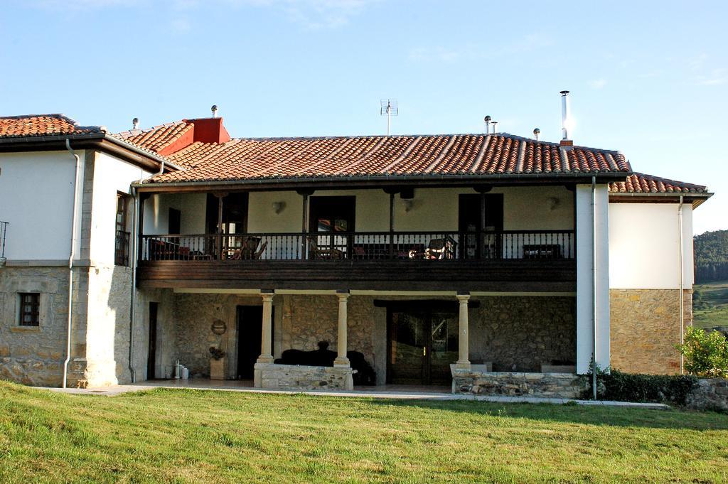 Hotel Casona Cuervo San Tirso de Candamo Екстер'єр фото